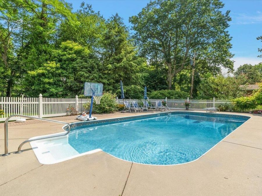 Property Image 40