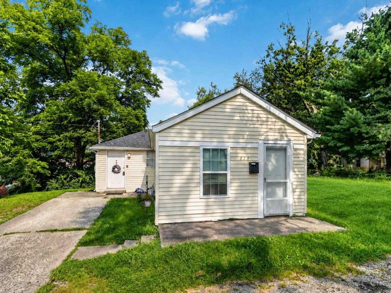 828 W Main Street, Williamsburg, OH 45176 Photo 1