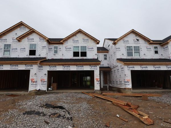 7250 Grandpoint Drive, Unit 45, West Chester, OH 45069