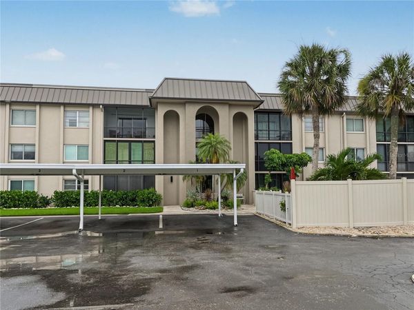 6470 HOLLYWOOD BOULEVARD, Unit 104, SARASOTA, FL 34231