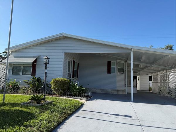 6086 SOUTHERN OAKS DRIVE , WINTER HAVEN, FL 33884