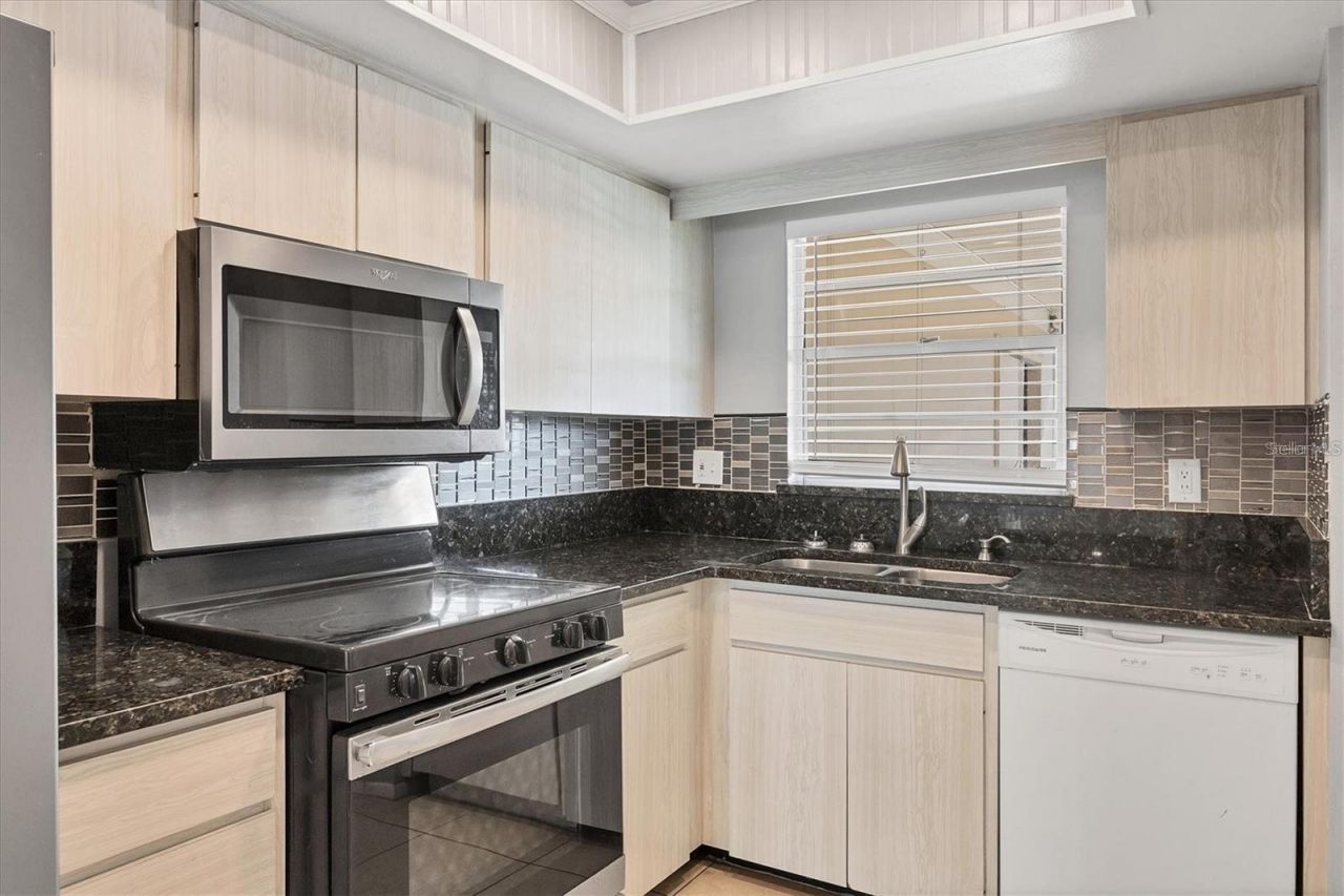 4608 Park Acres Drive, Bradenton, FL 34207 Photo