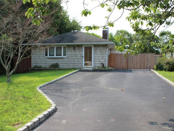 92 Lombardy Drive , Shirley, NY 11967