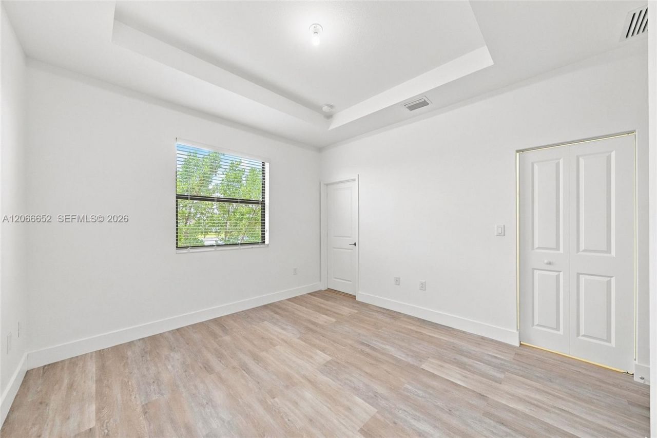 10018 SW 228th Ter, Miami, FL 33190 Photo