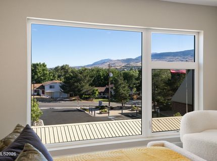 3826 Lakeside Drive, Reno, NV 89509 Photo