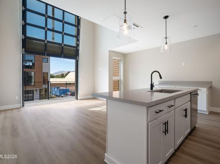 3812 Lakeside Drive, Reno, NV 89509 Photo