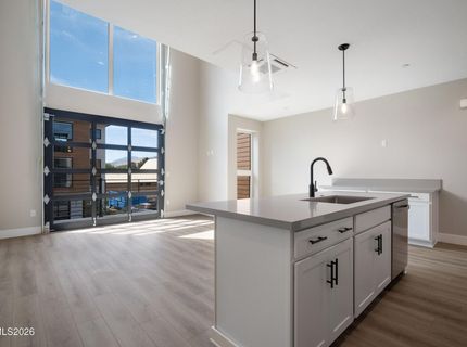 3812 Lakeside Drive, Reno, NV 89509 Photo
