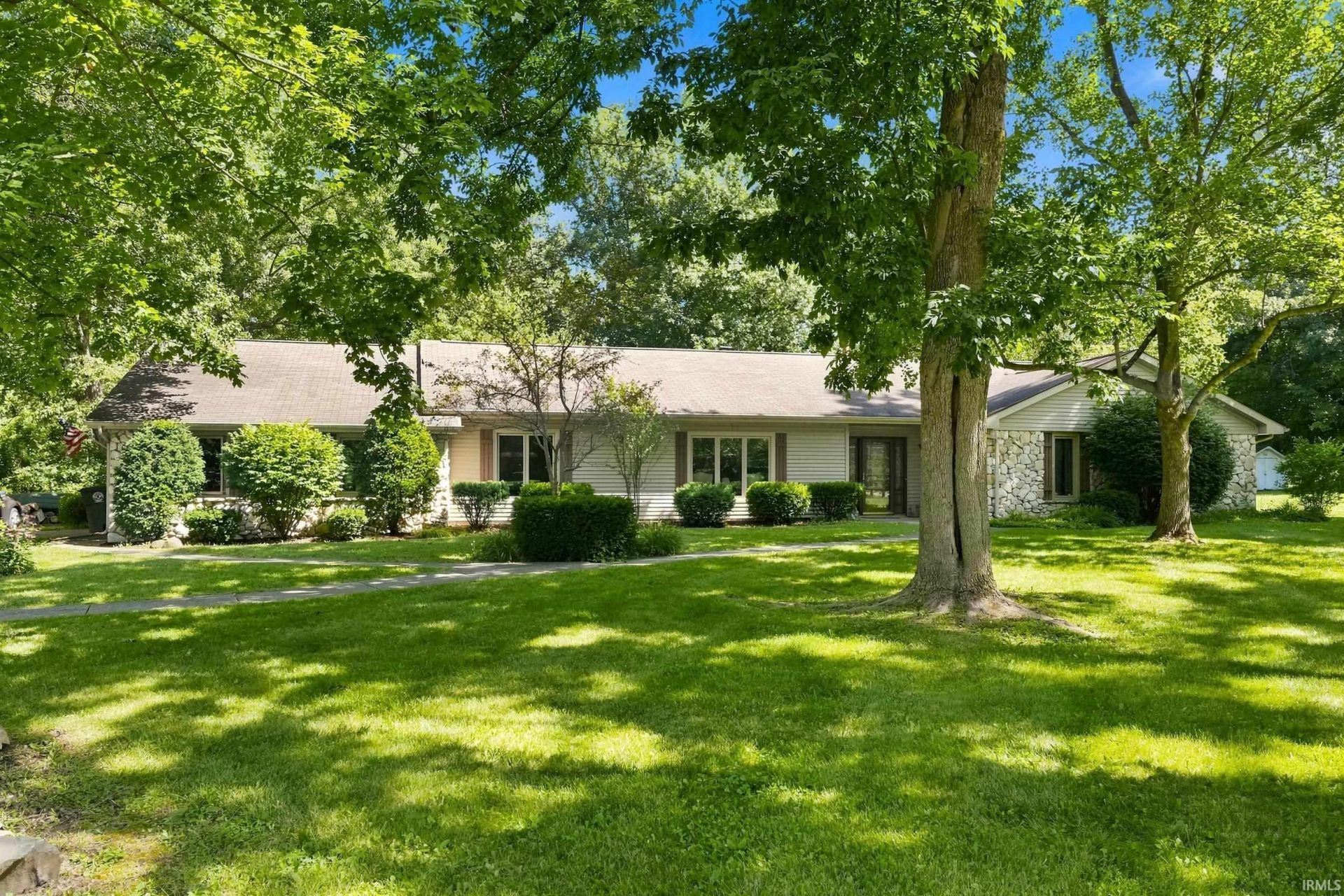 10724 Morning Mist Trail, Fort Wayne, IN 46804 Main Photo
