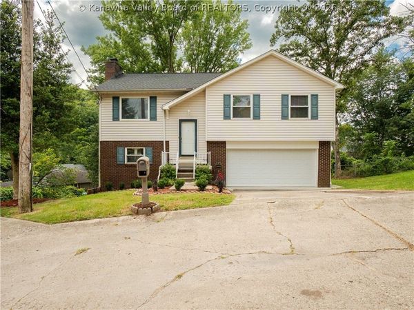 5011 Tipperary Street, Charleston, WV 25313