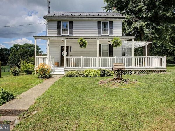 11245 WHARF ROAD , WAYNESBORO, PA 17268