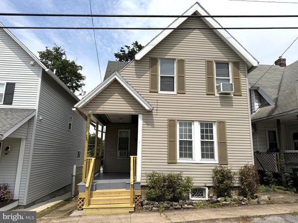 321 E LAMB STREET, BELLEFONTE, PA 16823