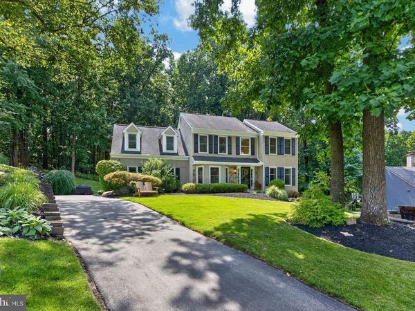 204 BUTTONWOOD DRIVE , DOWNINGTOWN, PA 19335