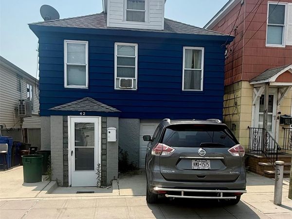 42 West 14th Rooad West 14th Road , Broad Channel, NY 11693