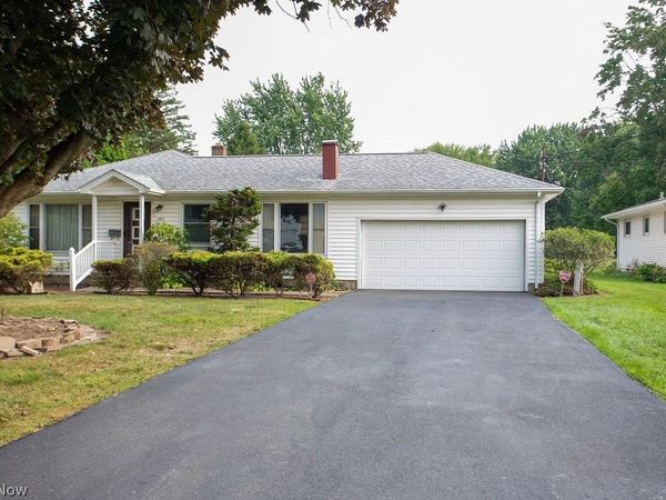 265 Richards Drive, Liberty, OH 44505