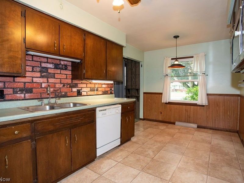 265 Richards Drive, Liberty, OH 44505 Photo 4