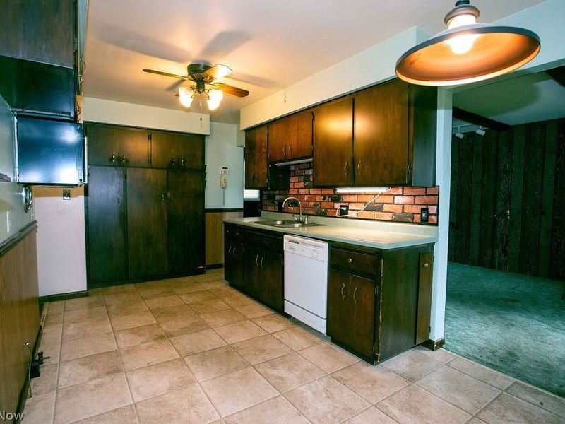 265 Richards Drive, Liberty, OH 44505 Photo 5