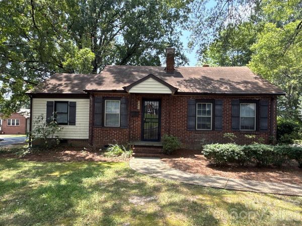 4908 Elder Avenue , Charlotte, NC 28205