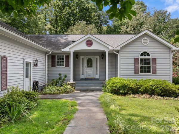 8 Keasler Road , Asheville, NC 28805