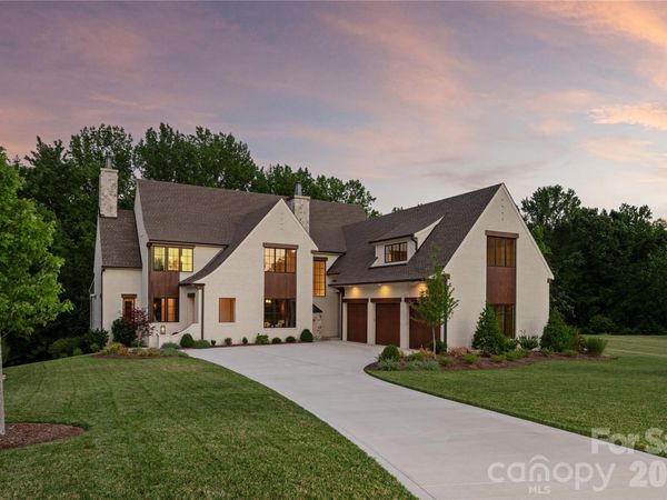 213 Crest Court , Weddington, NC 28104