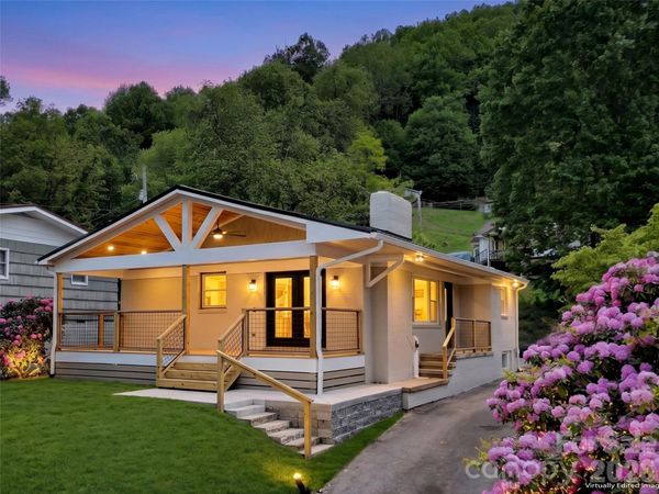 3575 Dellwood Road , Waynesville, NC 28786