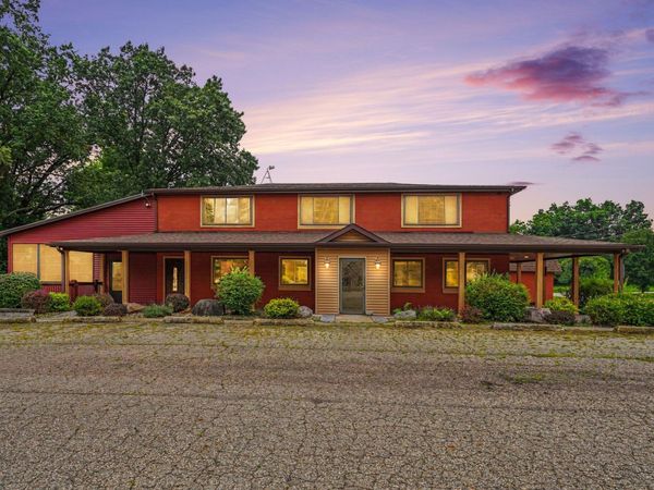 25020 May Street, Edwardsburg, MI 49112