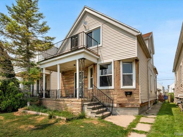 2049 Edwin Street, Hamtramck, Mi 48212