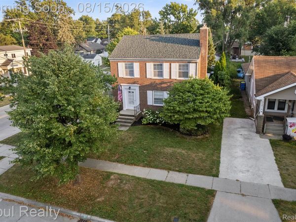34805 Chestnut Street, Wayne, Mi 48184