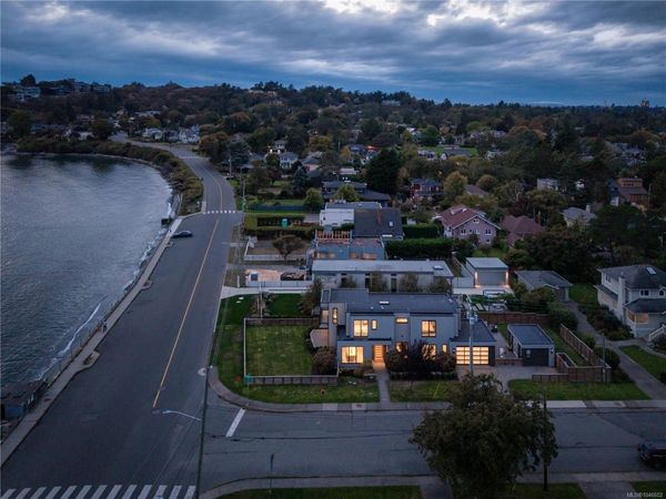 430 St. Patrick St, Oak Bay, BC V8S 4X3