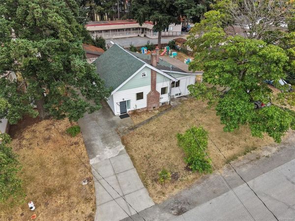 588 Heatherly Rd , Colwood, BC V9C 1K1