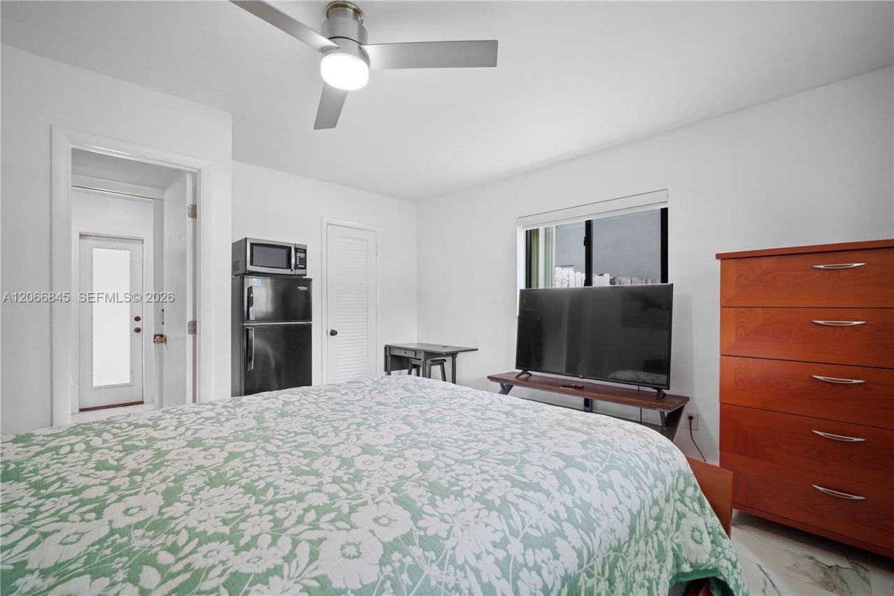 4241 NW 9th Ct, Unit -, Coconut Creek, FL 33066 Photo