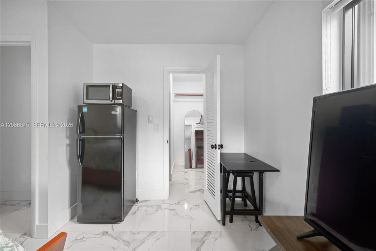 4241 NW 9th Ct, Unit -, Coconut Creek, FL 33066 Photo