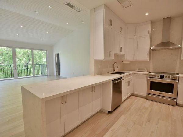 55 Ocean Lane Dr , Unit 4031, Key Biscayne, FL 33149