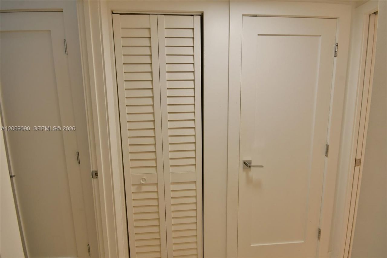 55 Ocean Lane Dr , Unit 4031, Key Biscayne, FL 33149 Photo