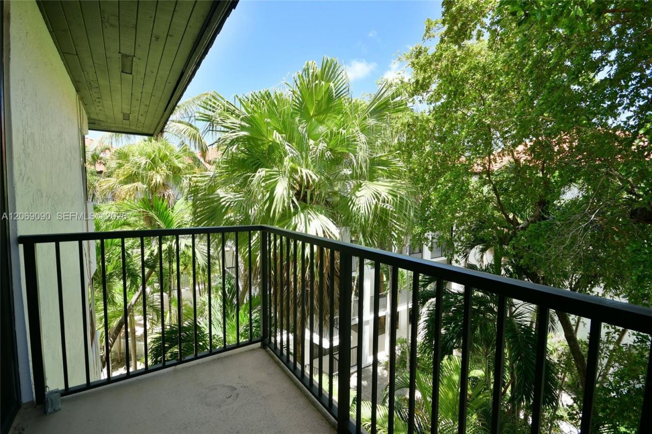 55 Ocean Lane Dr , Unit 4031, Key Biscayne, FL 33149 Photo