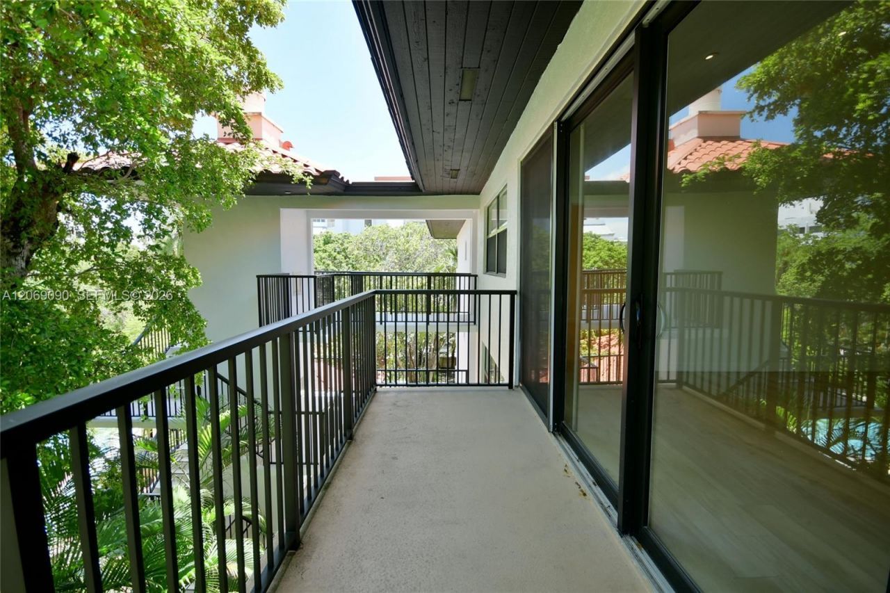 55 Ocean Lane Dr , Unit 4031, Key Biscayne, FL 33149 Photo