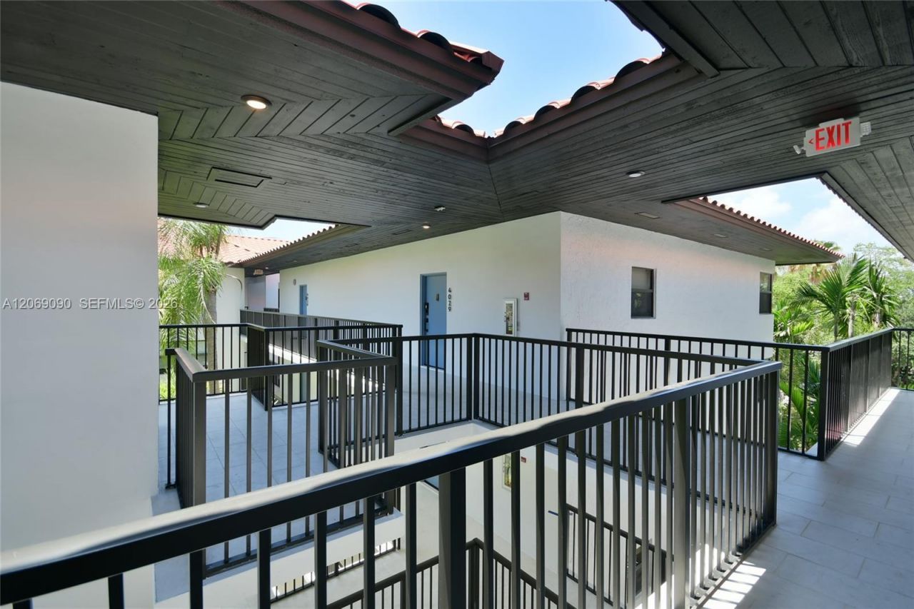 55 Ocean Lane Dr , Unit 4031, Key Biscayne, FL 33149 Photo