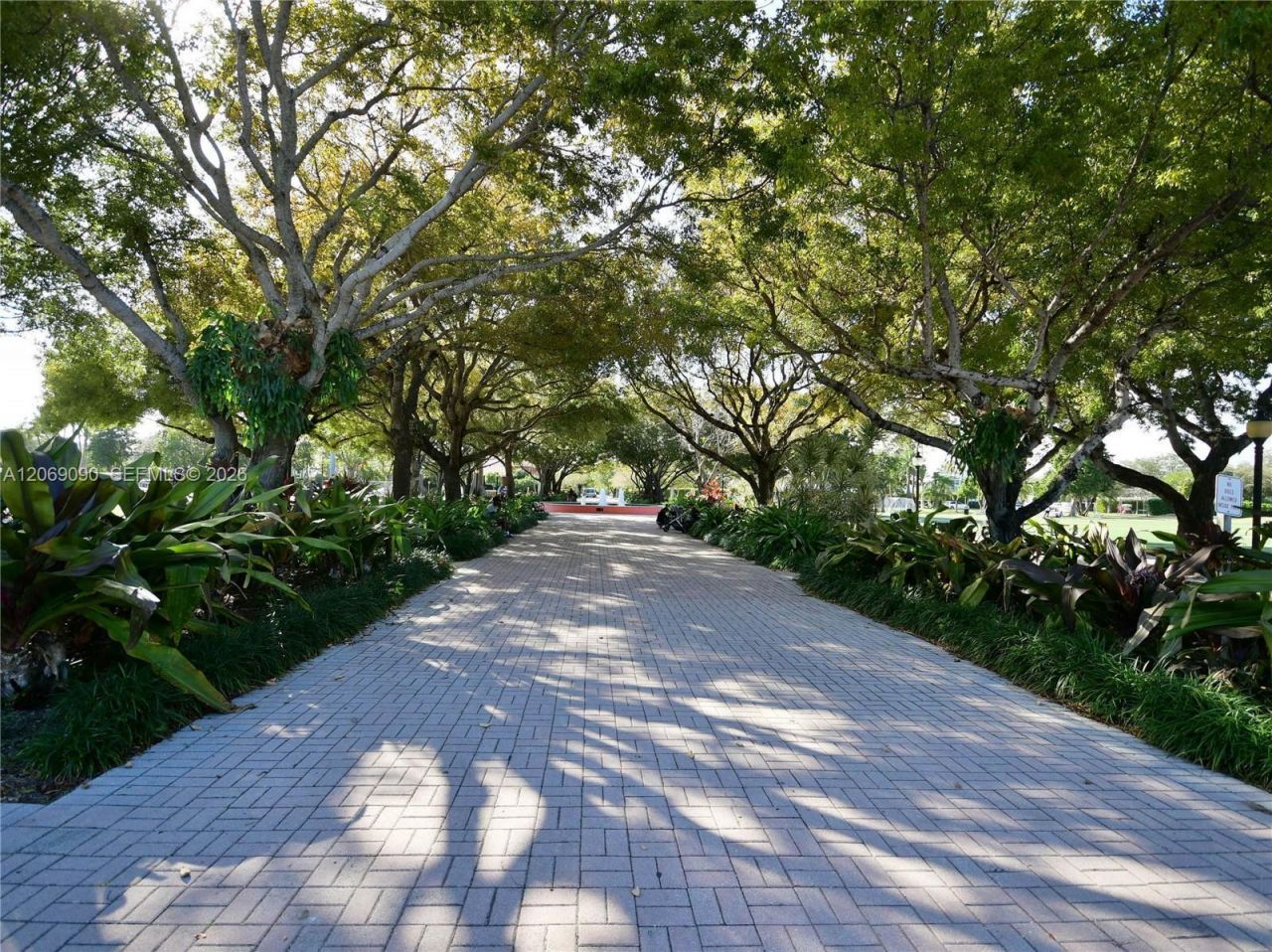 55 Ocean Lane Dr , Unit 4031, Key Biscayne, FL 33149 Photo