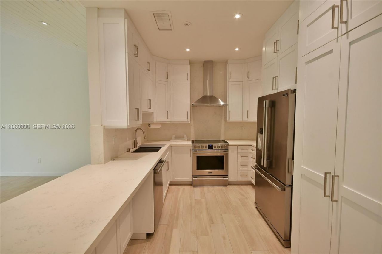 55 Ocean Lane Dr , Unit 4031, Key Biscayne, FL 33149 Photo
