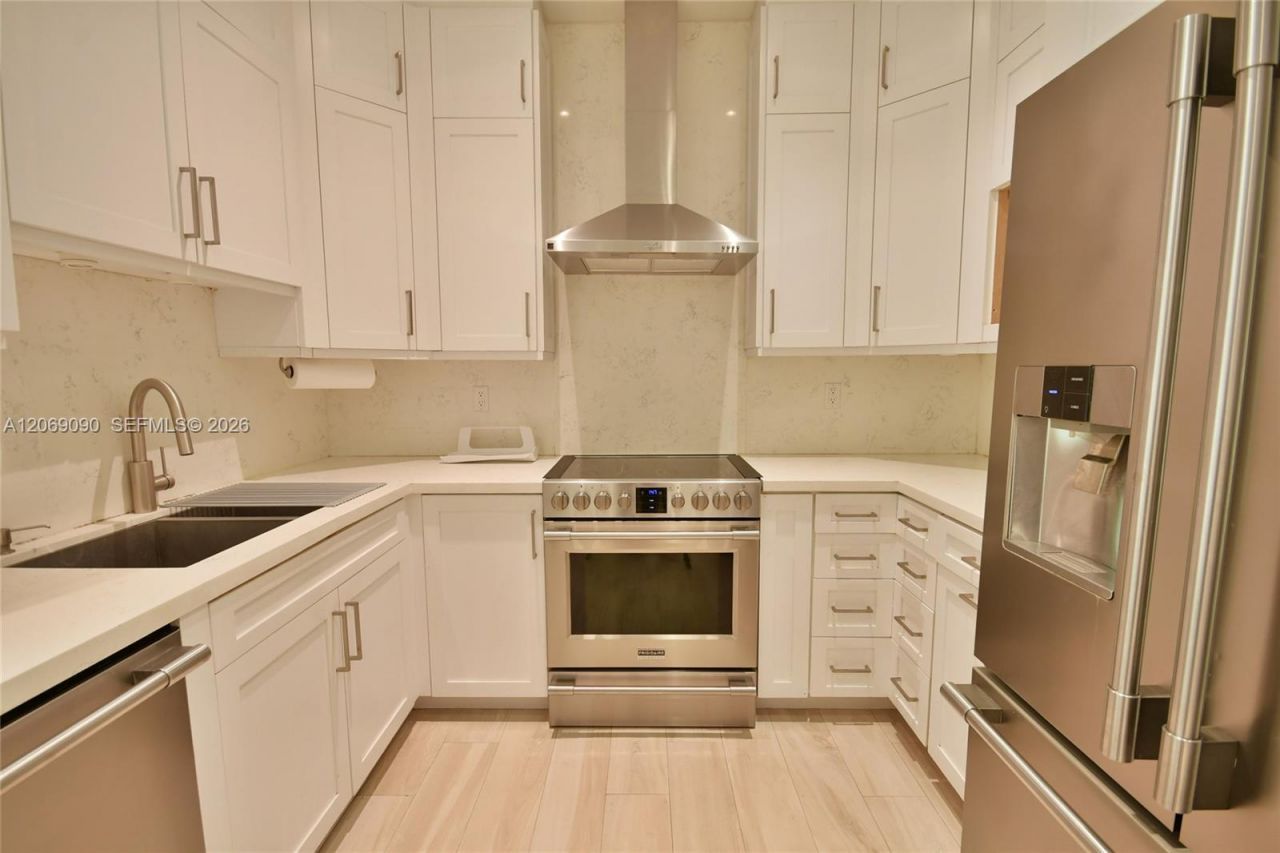 55 Ocean Lane Dr , Unit 4031, Key Biscayne, FL 33149 Photo