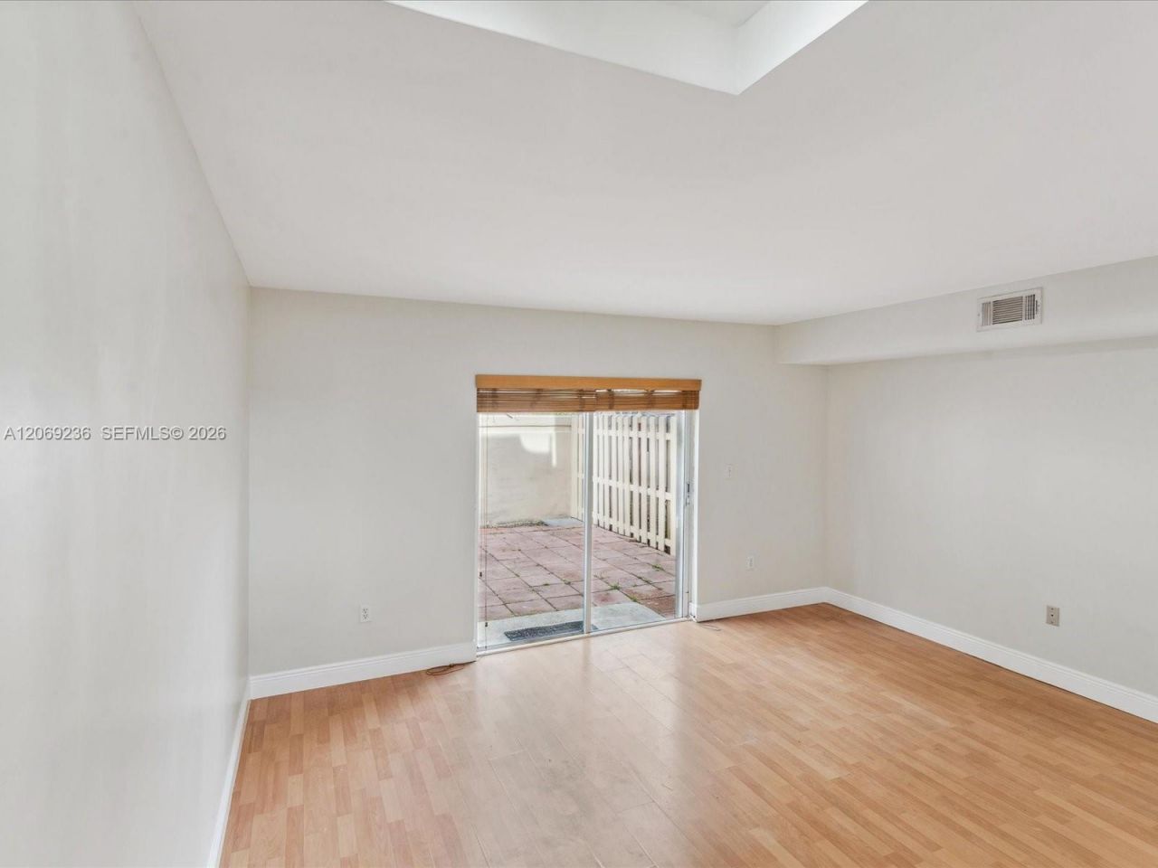 390 NW 86th Pl , Unit 201, Miami, FL 33126 Photo
