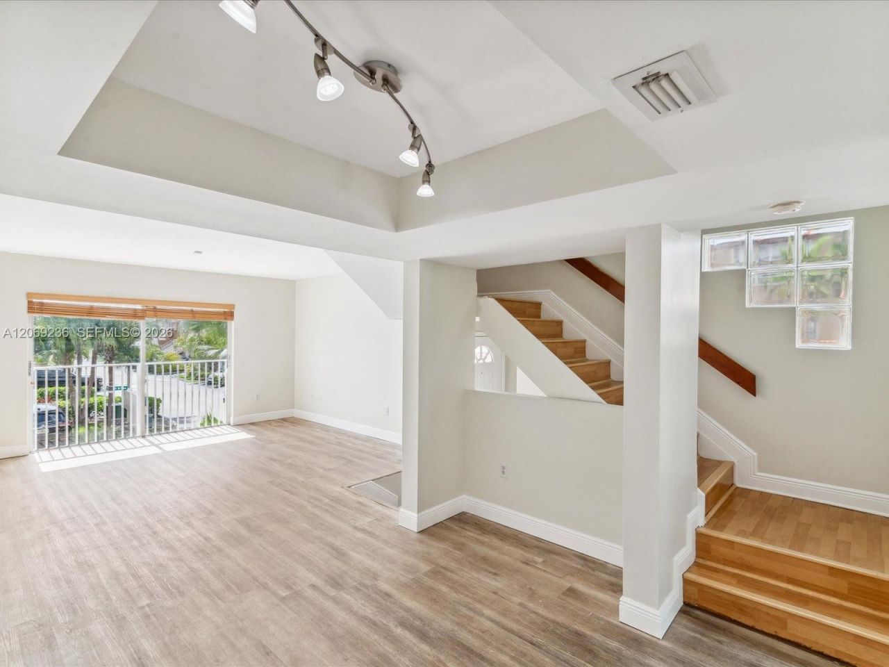 390 NW 86th Pl , Unit 201, Miami, FL 33126 Photo