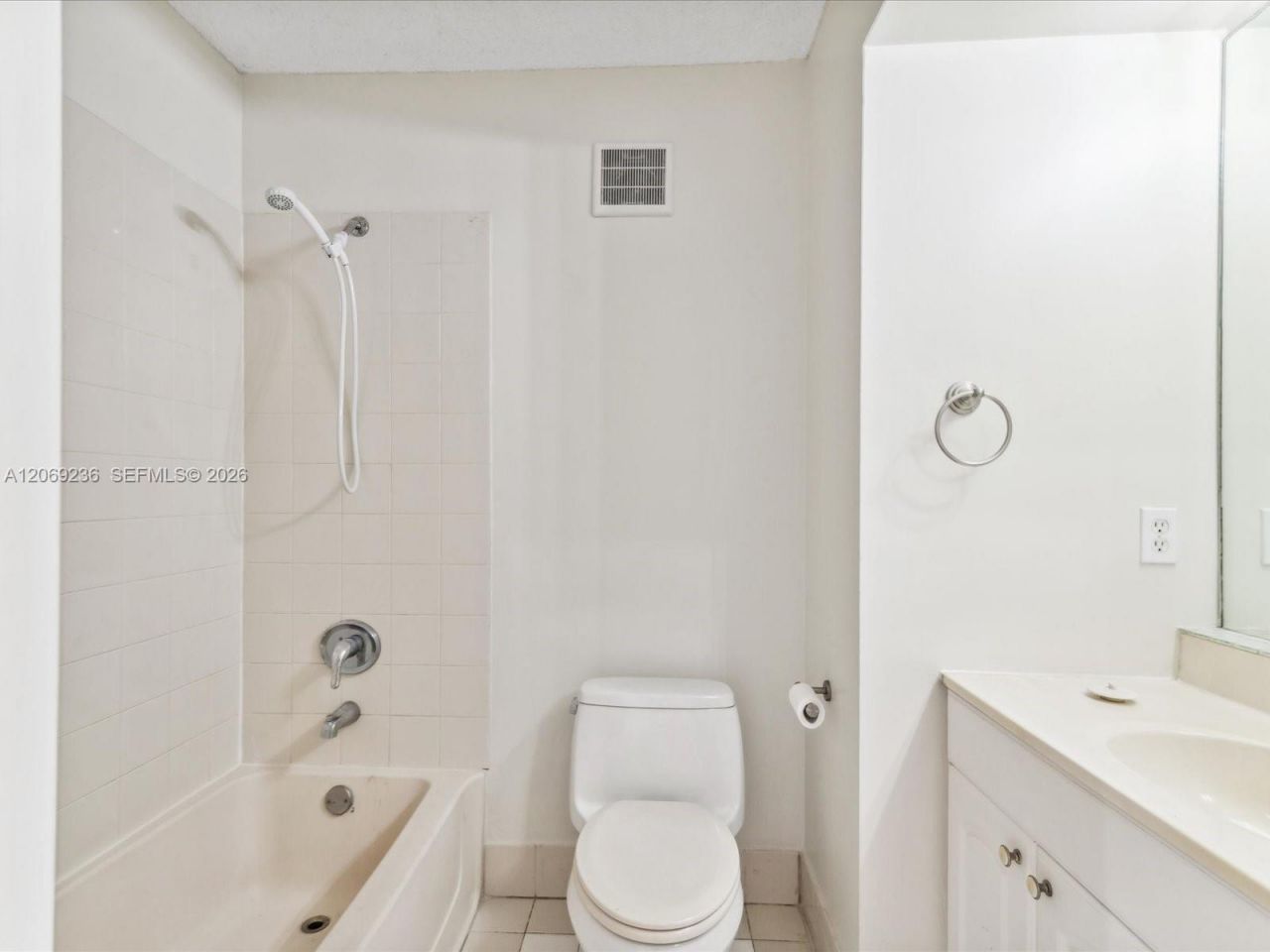 390 NW 86th Pl , Unit 201, Miami, FL 33126 Photo