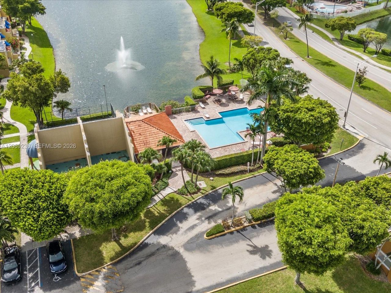 390 NW 86th Pl , Unit 201, Miami, FL 33126 Photo