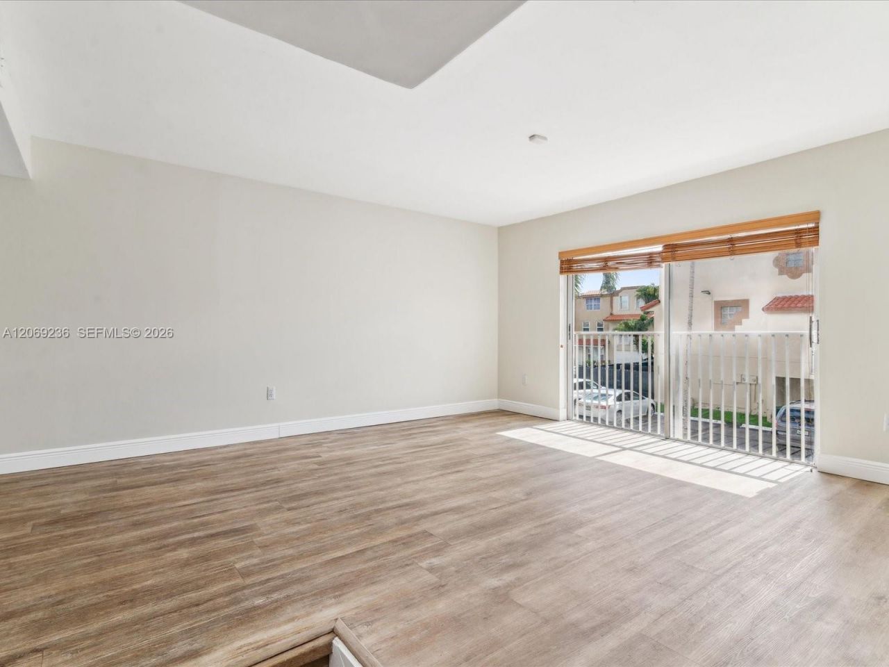 390 NW 86th Pl , Unit 201, Miami, FL 33126 Photo