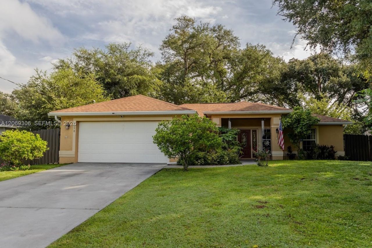 1098 Mission Ln , Labelle, FL 33935 Photo