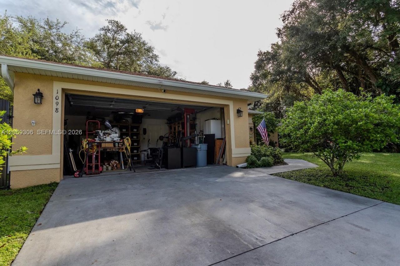 1098 Mission Ln , Labelle, FL 33935 Photo