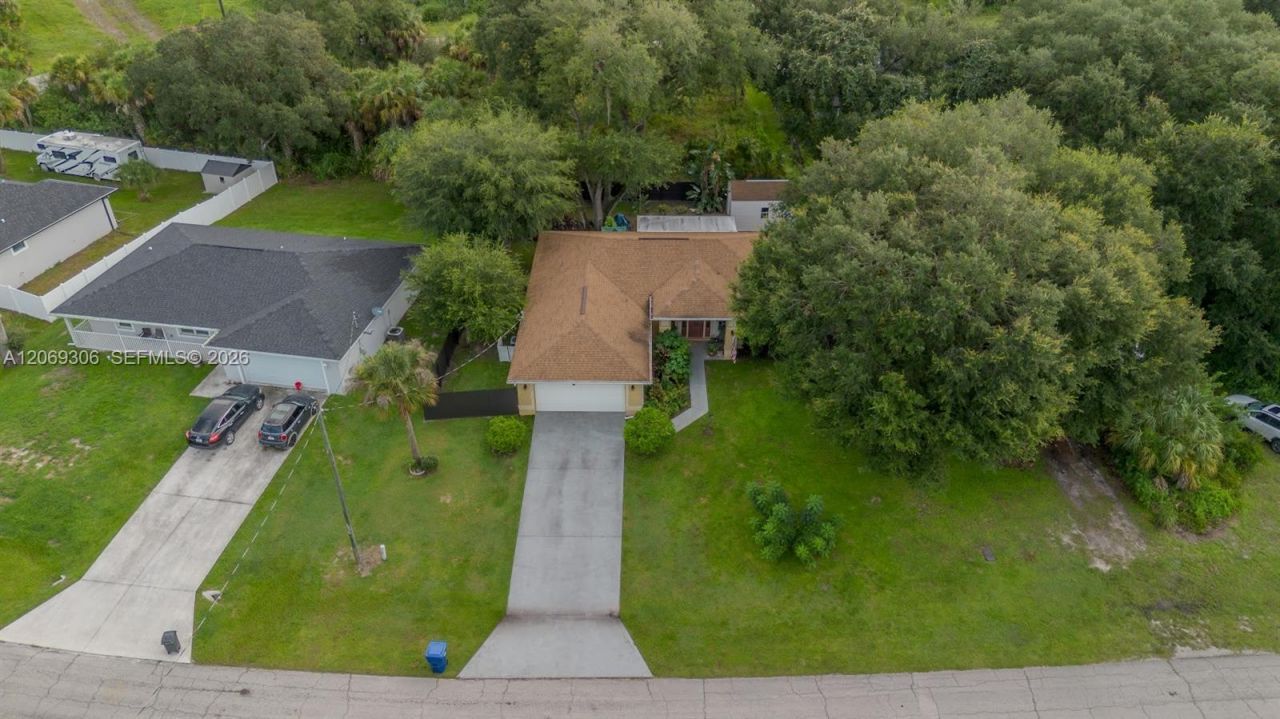 1098 Mission Ln , Labelle, FL 33935 Photo