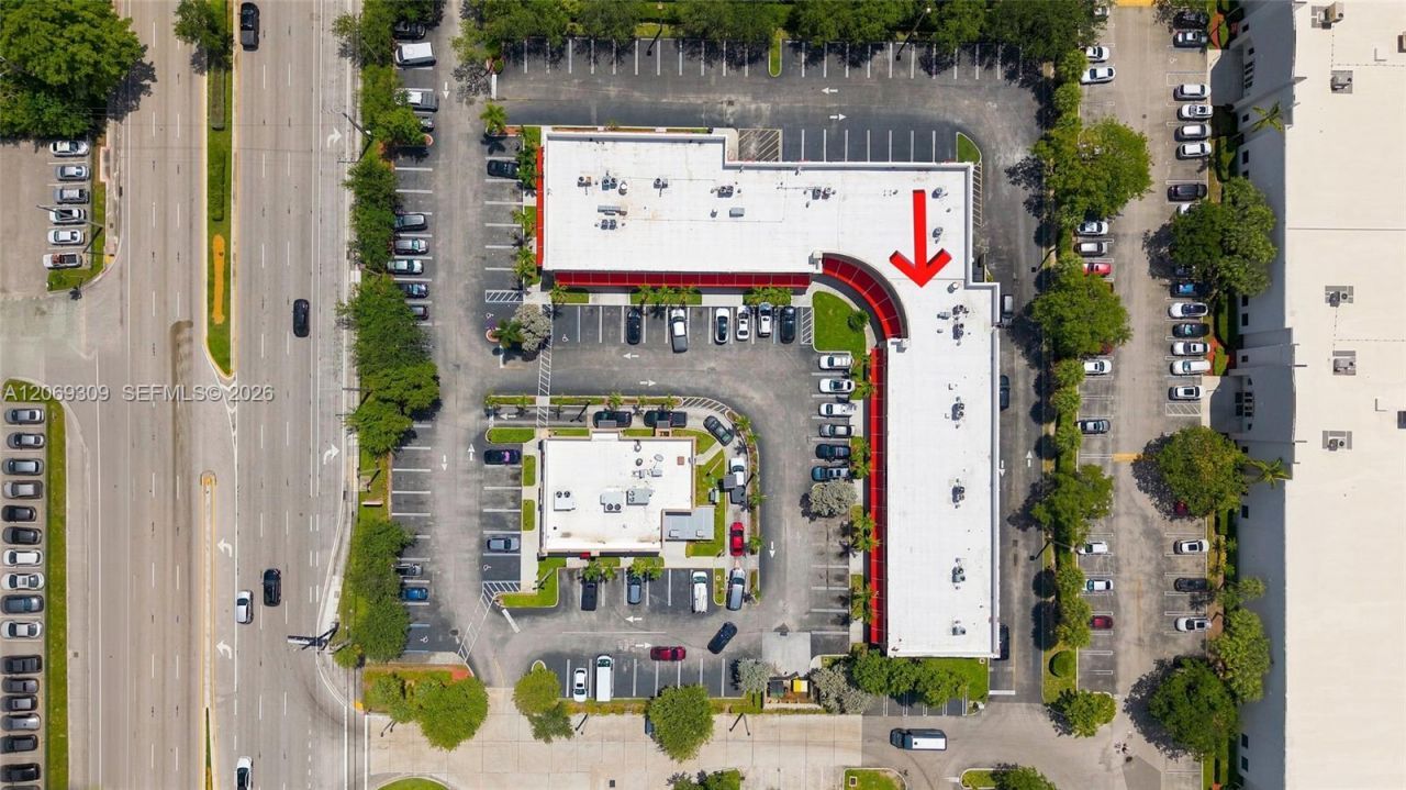 3930 #3942b Pembroke Rd , Hollywood, FL 33021 Photo