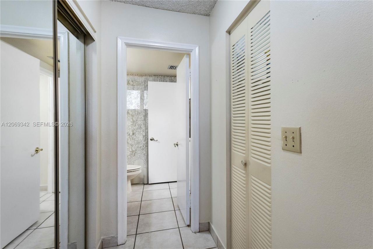 7707 Camino Real, Unit 209, Miami, FL 33143 Photo