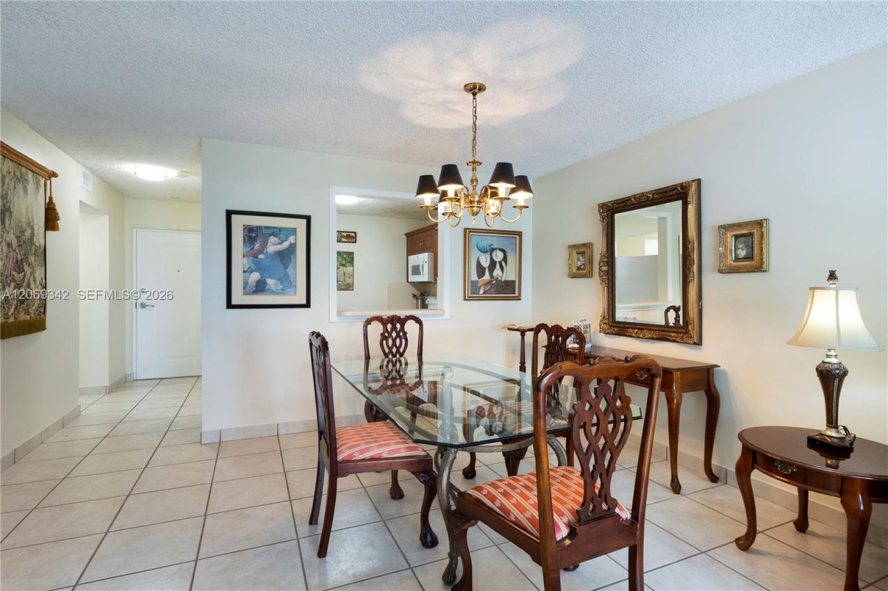7707 Camino Real, Unit 209, Miami, FL 33143 Photo